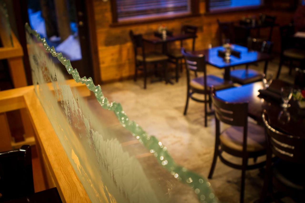 Bella Coola Mountain Lodge Hagensborg Εξωτερικό φωτογραφία