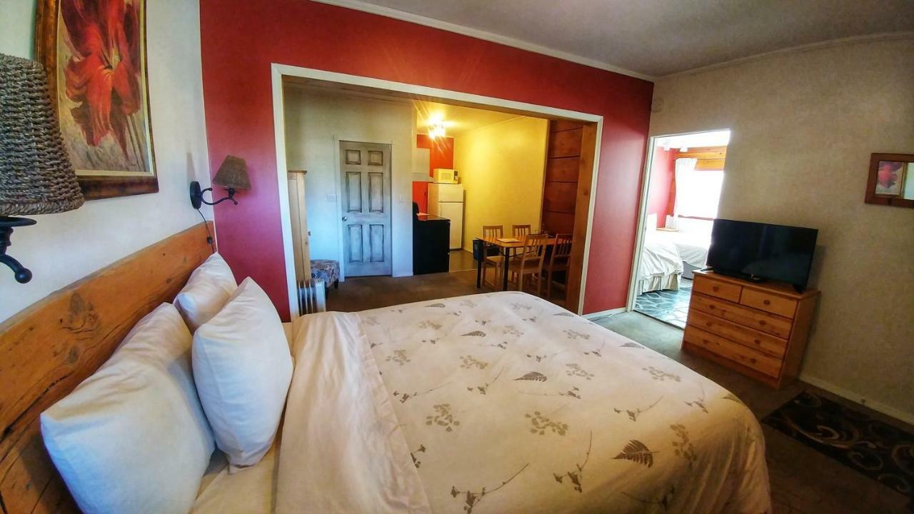 Bella Coola Mountain Lodge Hagensborg Εξωτερικό φωτογραφία